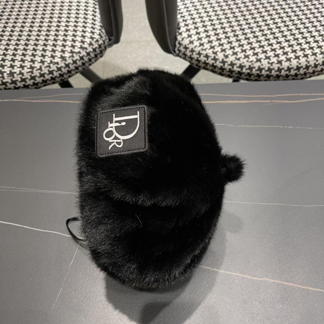 Christian Dior Caps